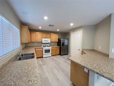 2392 Ember Mist Court Kitchen