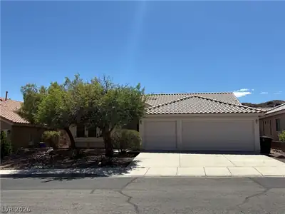 87 Rattlesnake Grass Court, Henderson