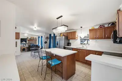 2380 West Simkins Road Kitchen