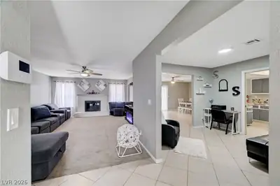 2829 North Michael Way Living Room