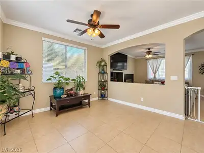 5655 Indian Springs Street Dining Area