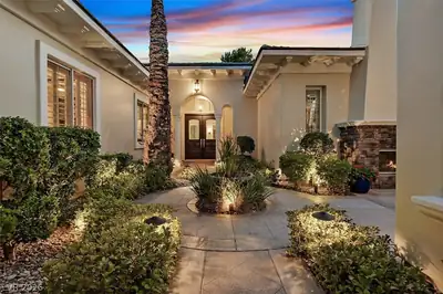 12057 OAKLAND HILLS Drive, Las Vegas, NV 89141 