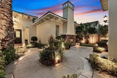 12057 OAKLAND HILLS Drive, Las Vegas, NV 89141 