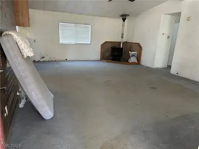 236 South South Montana Street Living Room