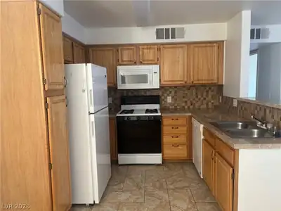 5710 East Tropicana Avenue 2054, Las Vegas