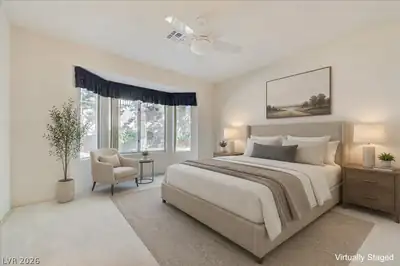 2613 Langford Avenue Primary Bedroom
