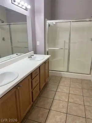 3400 Cabana Drive 1114 Bathroom