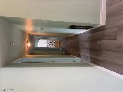 3117 Alcoa Avenue Hallway