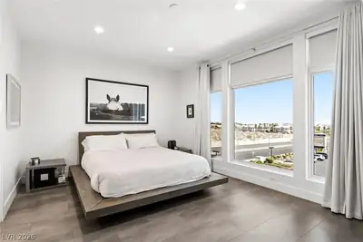 8925 West Flamingo Road 325 Bedroom
