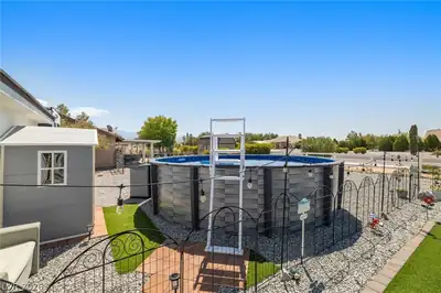 681 Indian Wells Court Yard
