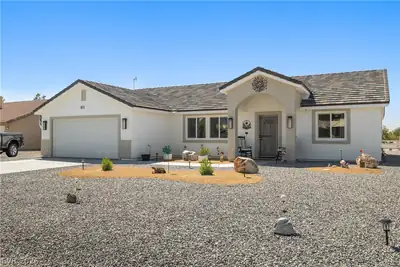 681 Indian Wells Court, Pahrump