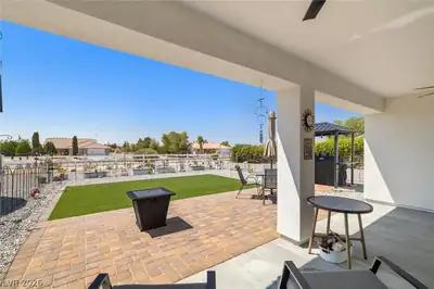 681 Indian Wells Court Patio