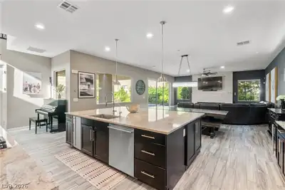 6165 Amber View Street Kitchen