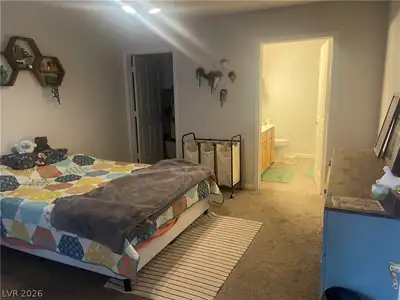 700 Capri Drive 32B Bedroom