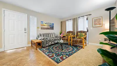 3123 Key Largo Drive 101 Living Room