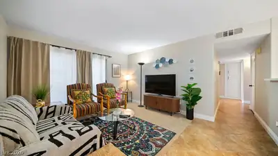3123 Key Largo Drive 101 Living Room