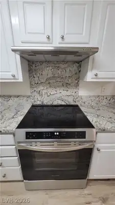 3151 Soaring Gulls Drive 2163 Kitchen