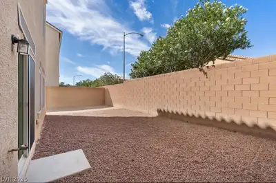 9253 Briggs Hill Court Yard
