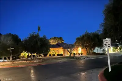 2840 Augusta Drive, Las Vegas