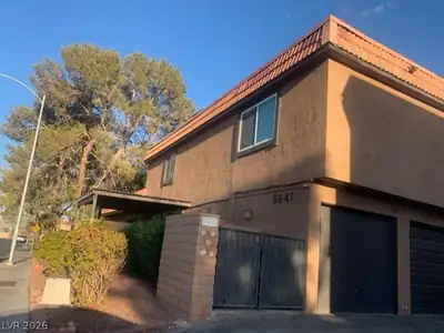 6641 Silverstream Avenue D, Las Vegas