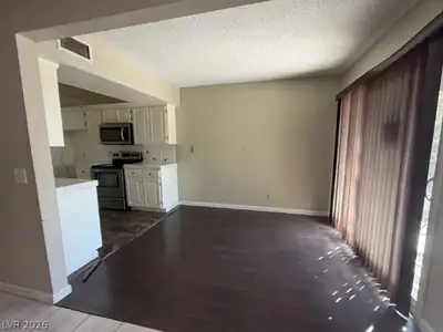6641 Silverstream Avenue D Dining Area