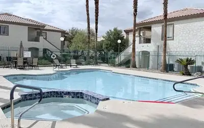 6800 Indian Chief #102 Drive 102 Pool