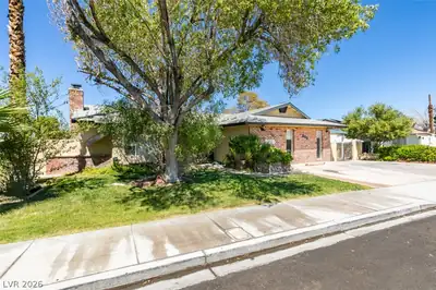 409 Estella Avenue Front of Structure