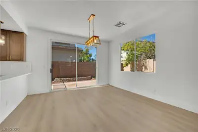 1240 Las Brisas Court Dining Area