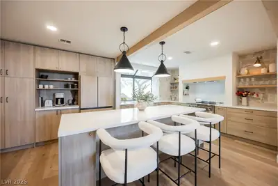 5741 South Pearl Street Kitchen