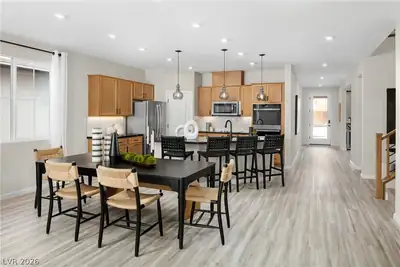 150 Castanet Lane Dining Area