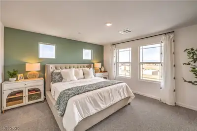 917 Pink Sugarbird Street Bedroom