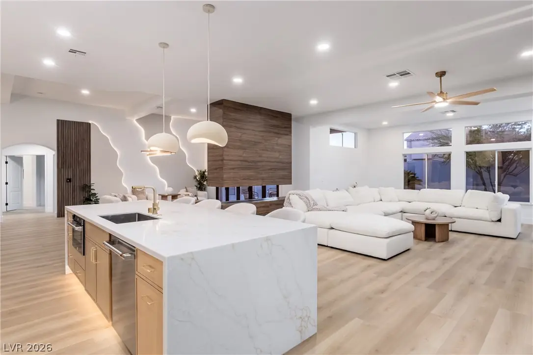 5719 Heather Breeze Court