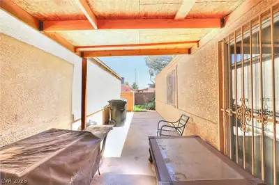 1910 Winter Hill Street Patio