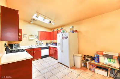 1910 Winter Hill Street Kitchen