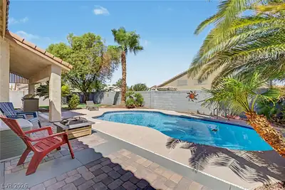 1104 Deshields Avenue Las Vegas, NV 89123
