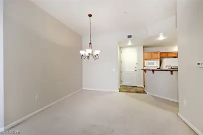 39 East Agate Avenue 304 Dining Area