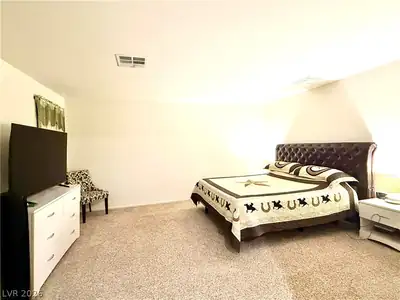 3870 Stadium Avenue Primary Bedroom