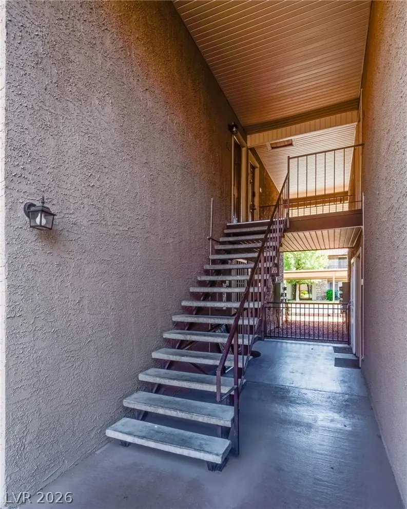 5061 River Glen Drive 88
