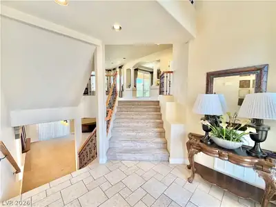 8578 Silver Coast Street Stairs