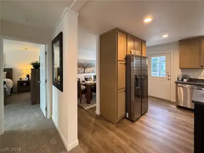 464 Box Canyon Road Kitchen