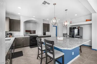 5946 Ancient Peaks Avenue Kitchen