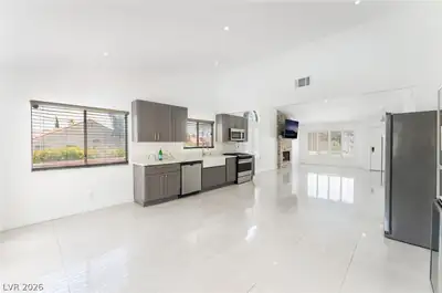 9028 Cypress Point Way Kitchen