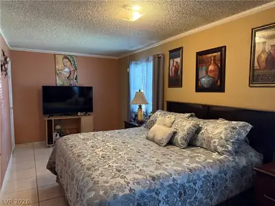 3715 East Nelson Avenue Bedroom