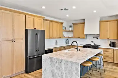 620 Wandering Violets Way Kitchen