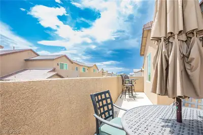 6839 Greensmen Avenue Patio
