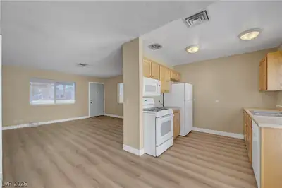 7016 Sylvan Oak Drive Kitchen