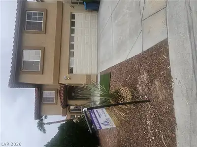 9763 Shadymill Ave Avenue Front of Structure