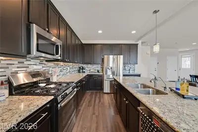 2486 Dragon Fire Lane Kitchen