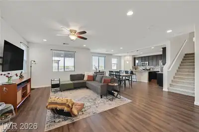 2486 Dragon Fire Lane Living Room