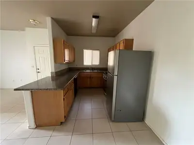 5655 East Sahara Avenue 1004 Kitchen